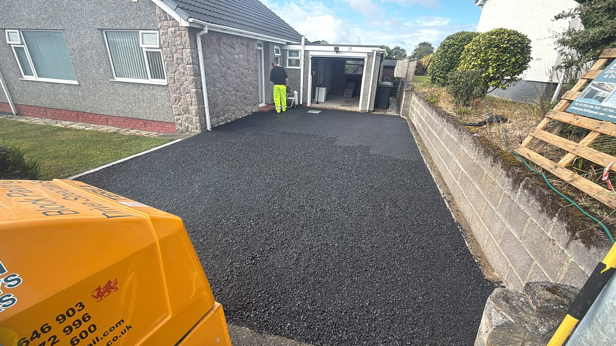 Completed tarmac driveway Abersoch