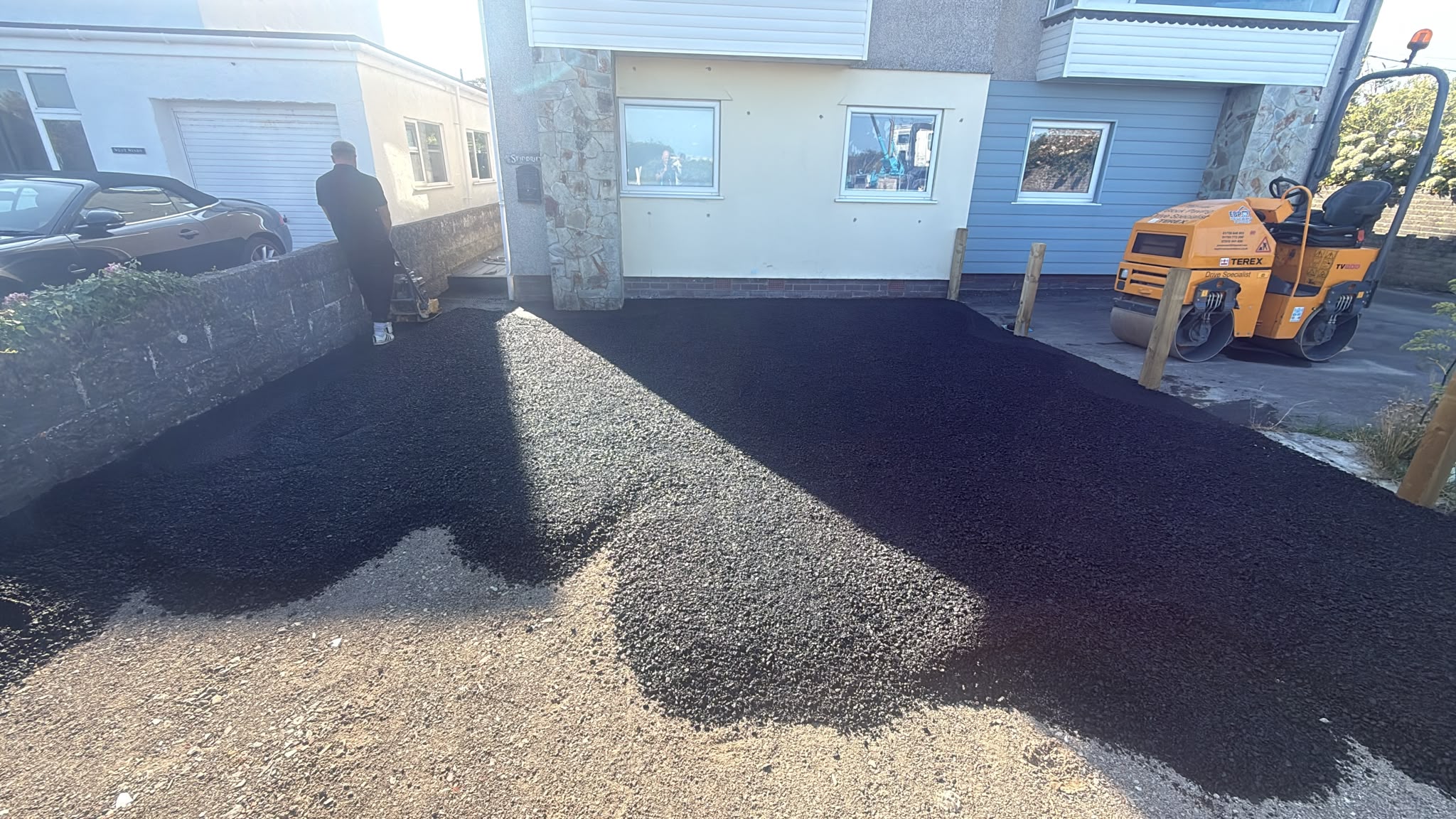 Tarmac being laid on driveway in Porthmadog