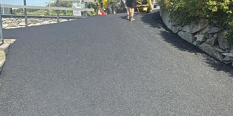 Tarmac driveway installed near Porthmadog